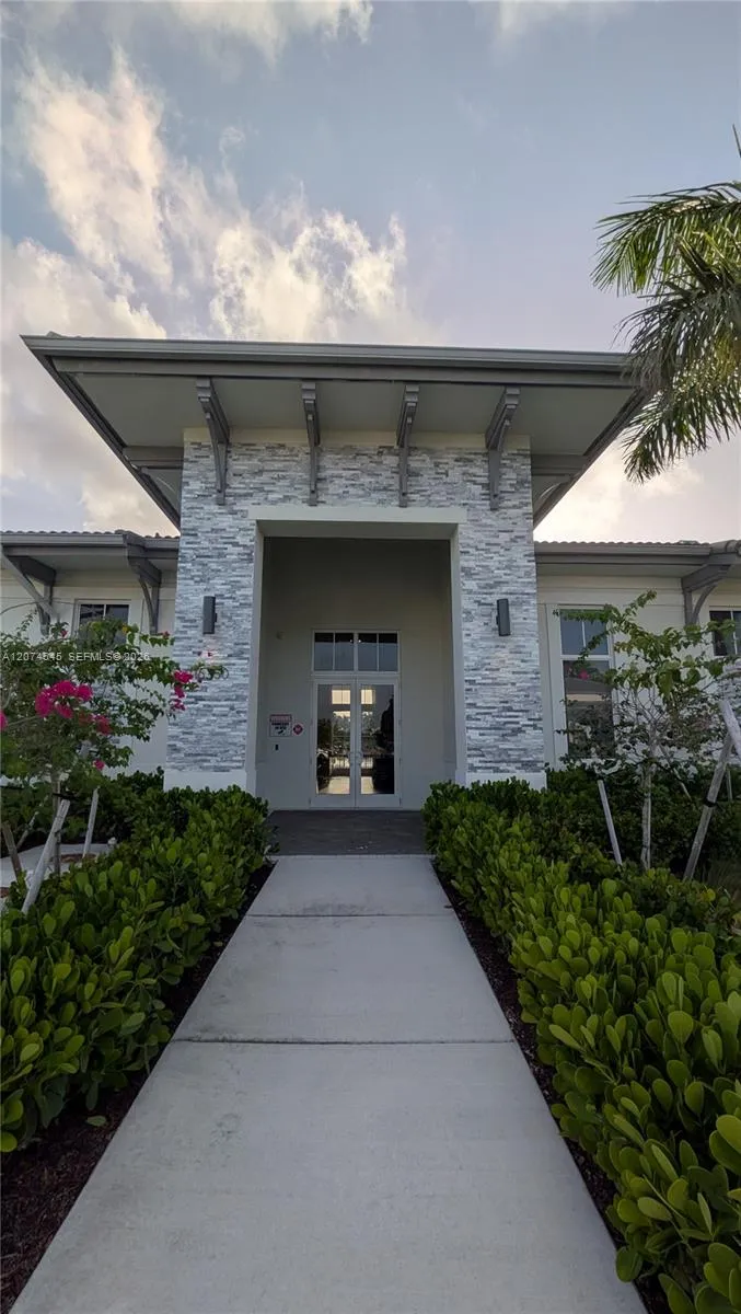 16286 SW 292nd St #16286 Homestead, FL 33033