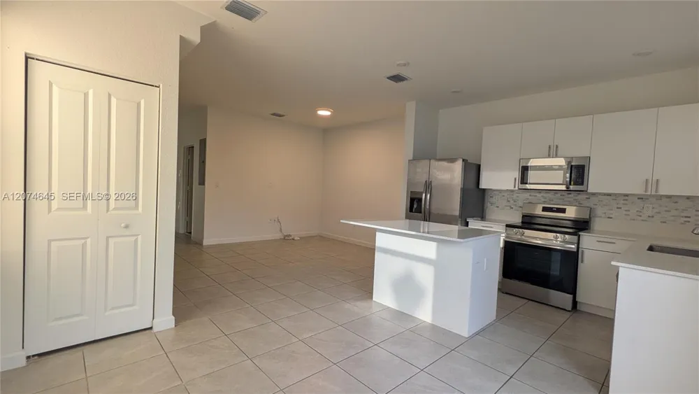 16286 SW 292nd St #16286 Homestead, FL 33033
