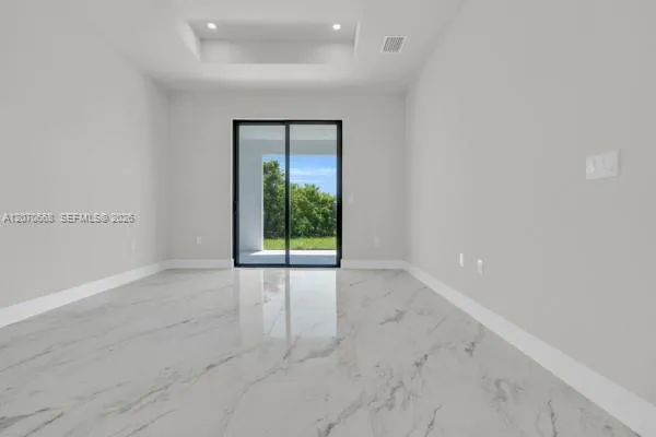 1413 NE 4Th Pl Cape Coral, FL 33909