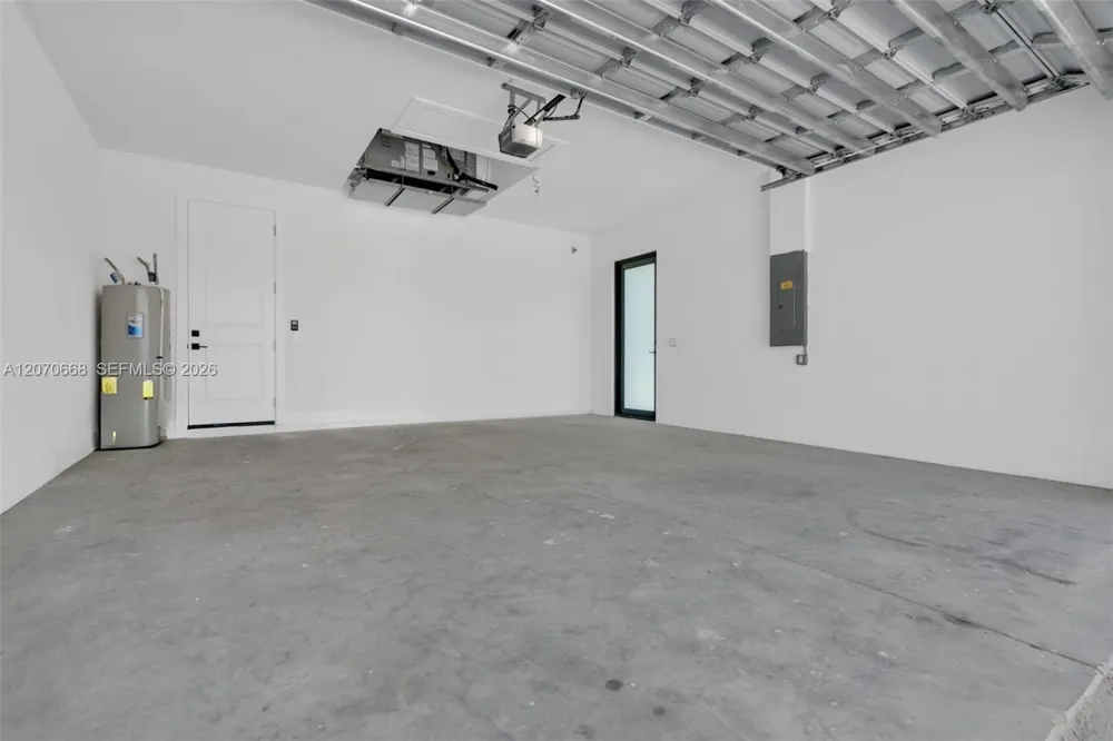 1413 NE 4Th Pl Cape Coral, FL 33909