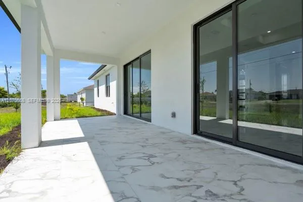1413 NE 4Th Pl Cape Coral, FL 33909