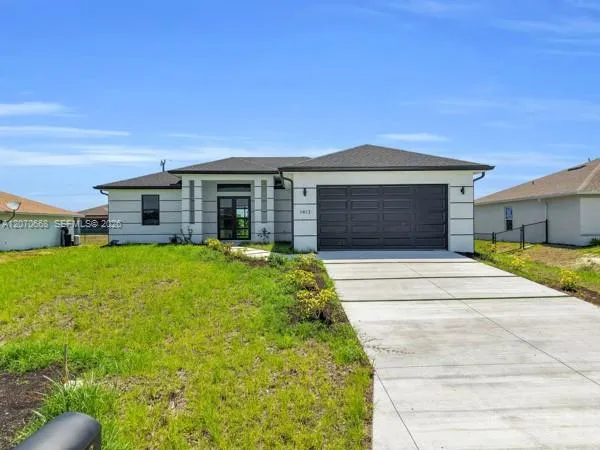 1413 NE 4Th Pl Cape Coral, FL 33909
