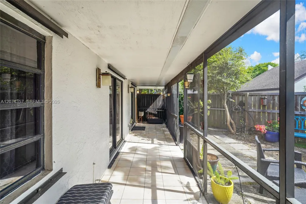 7762 SW 99th St Miami, FL 33156