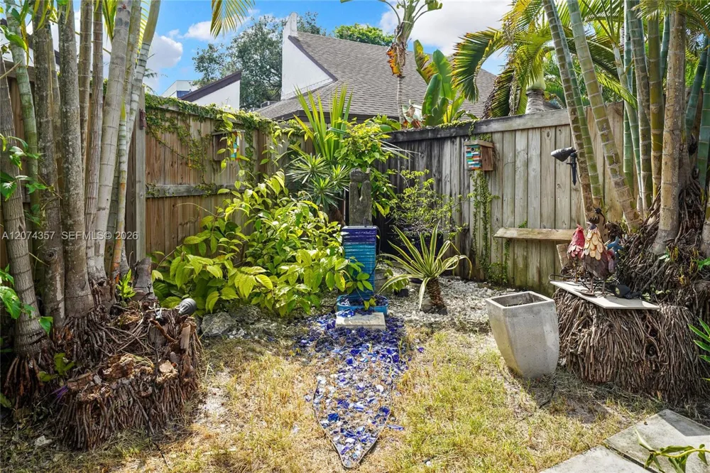 7762 SW 99th St Miami, FL 33156