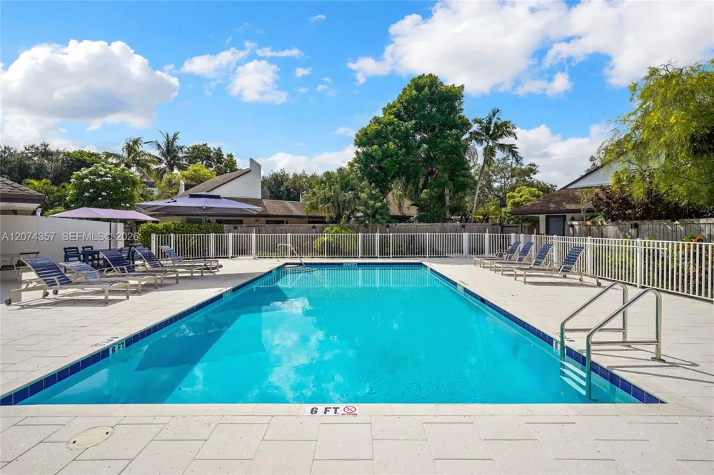 7762 SW 99th St Miami, FL 33156