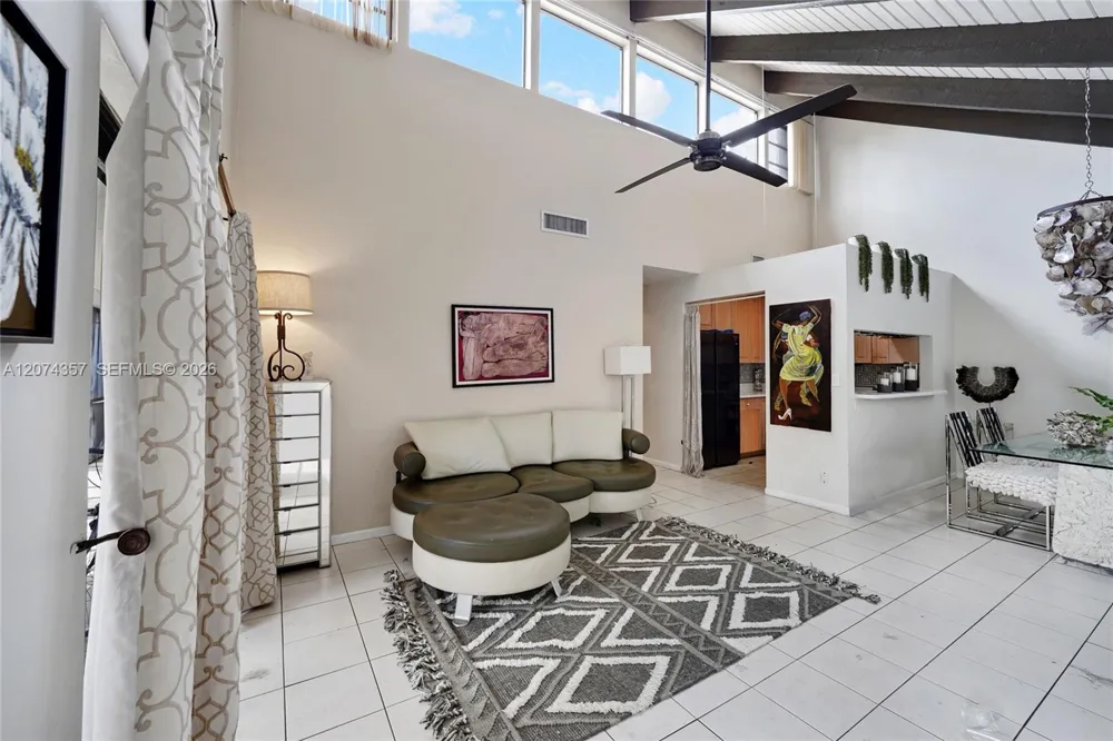 7762 SW 99th St Miami, FL 33156