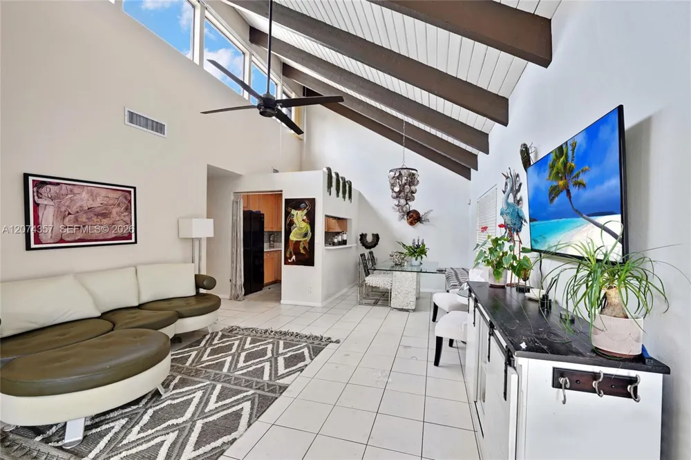 7762 SW 99th St Miami, FL 33156