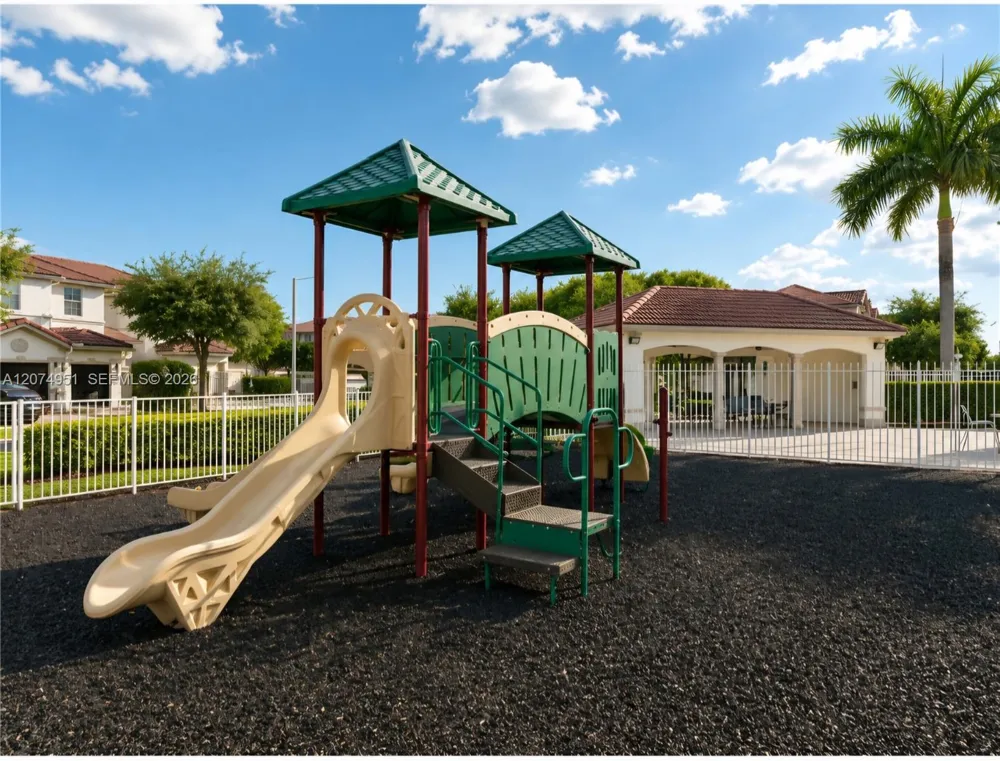 8171 NW 107th Ct Doral, FL 33178