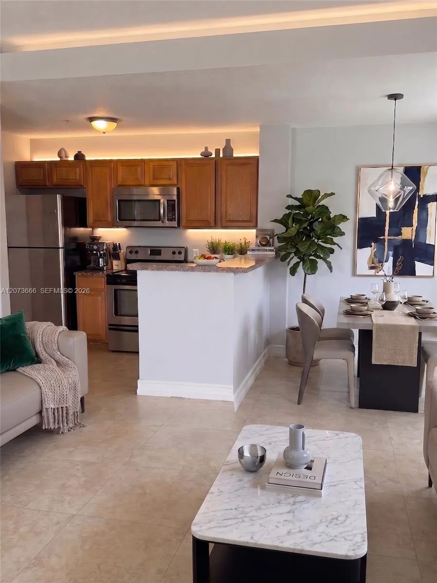 12166 Saint Andrews Pl #202 Miramar, FL 33025