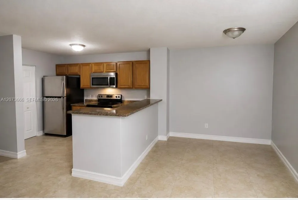 12166 Saint Andrews Pl #202 Miramar, FL 33025