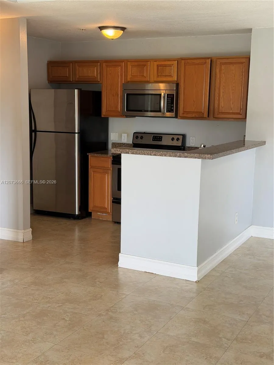 12166 Saint Andrews Pl #202 Miramar, FL 33025