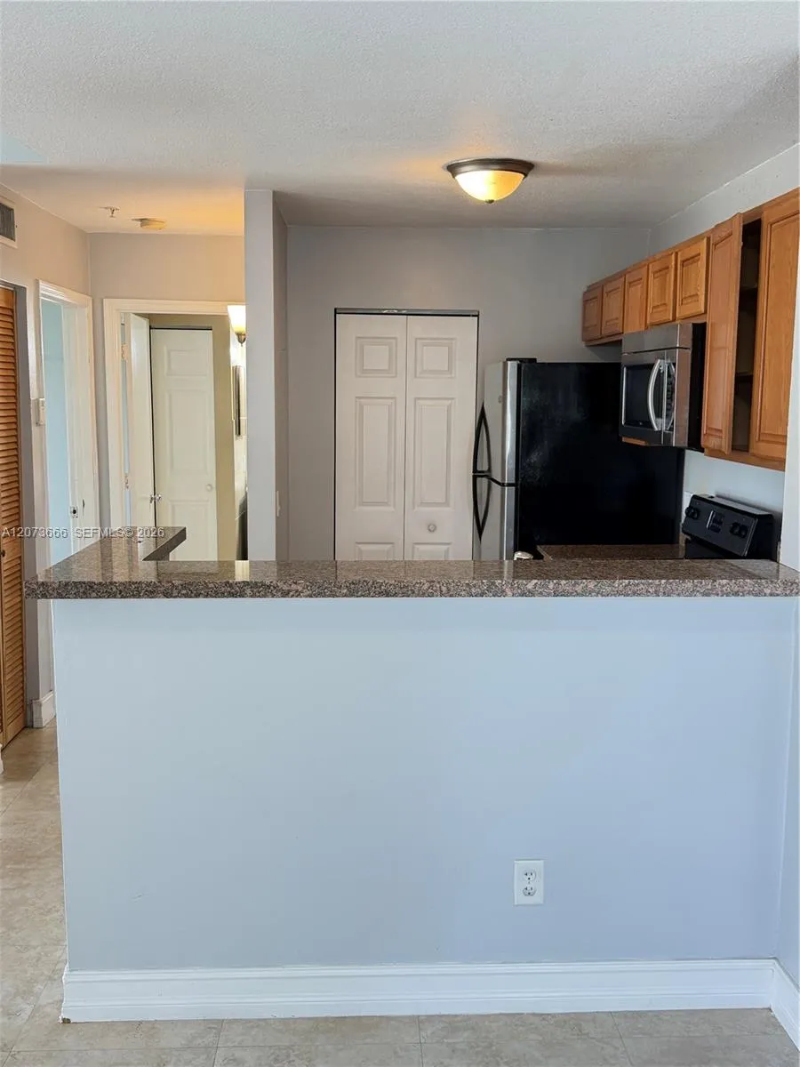 12166 Saint Andrews Pl #202 Miramar, FL 33025