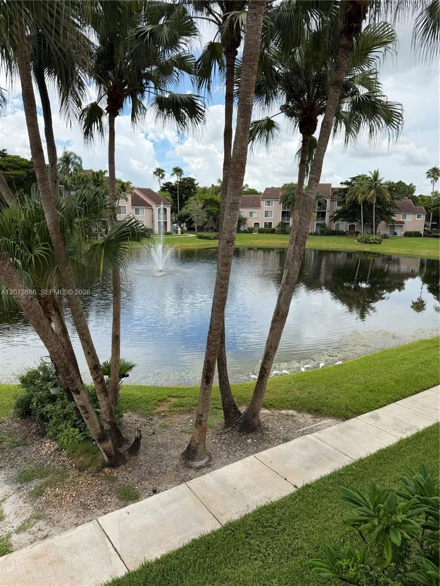12166 Saint Andrews Pl #202 Miramar, FL 33025