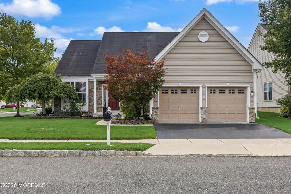 33 Hibiscus Drive Marlton, NJ 08053