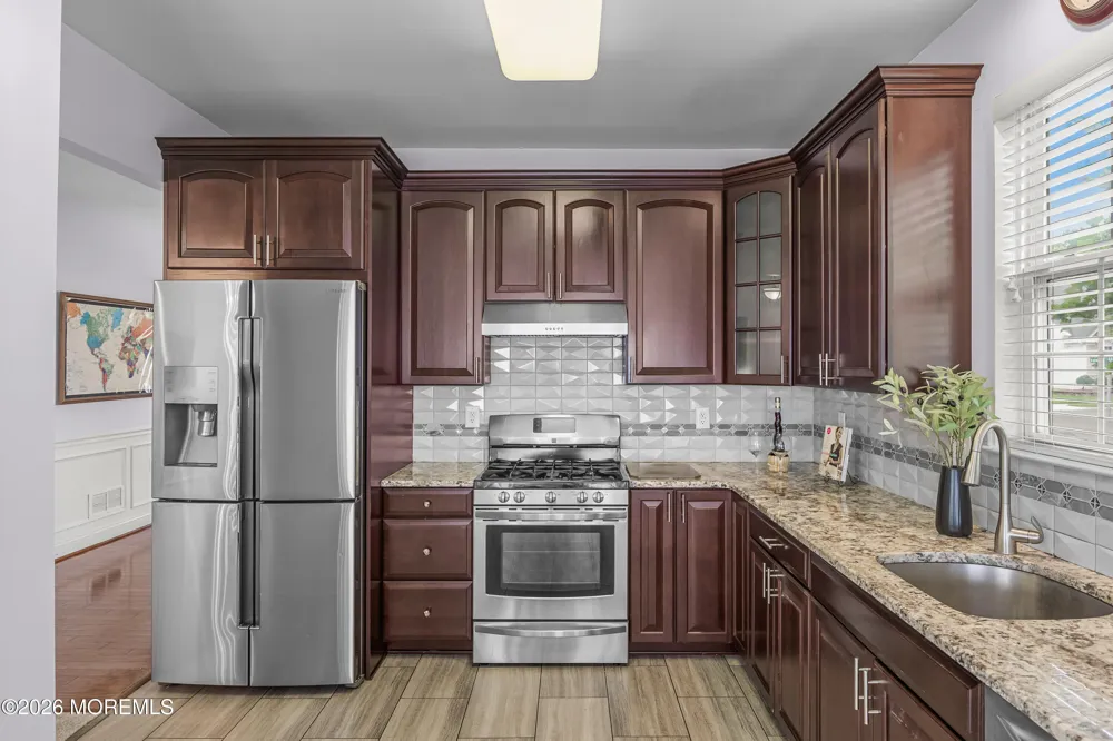 33 Hibiscus Drive Marlton, NJ 08053