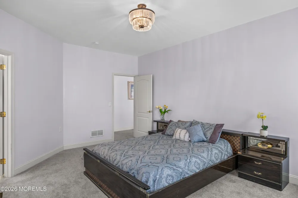 33 Hibiscus Drive Marlton, NJ 08053
