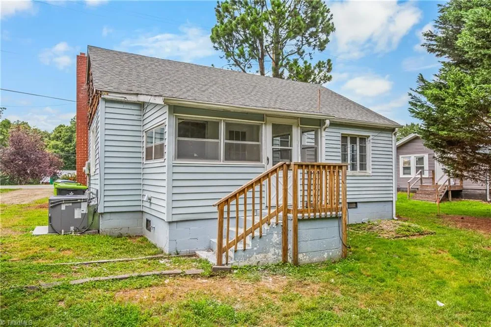 7860 NC Highway 68 Stokesdale, NC 27357