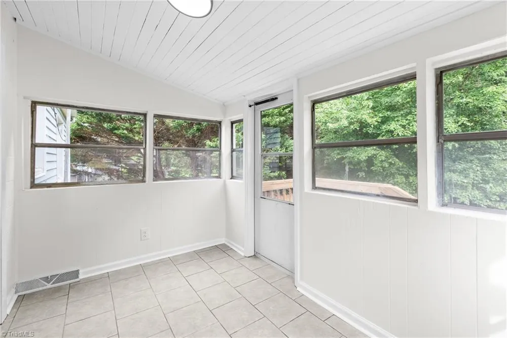 7860 NC Highway 68 Stokesdale, NC 27357