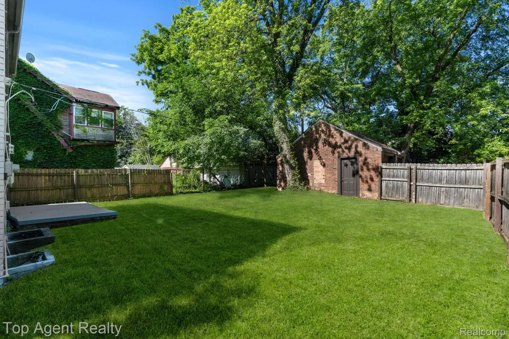 14257 Artesian Street Detroit City, MI 48223