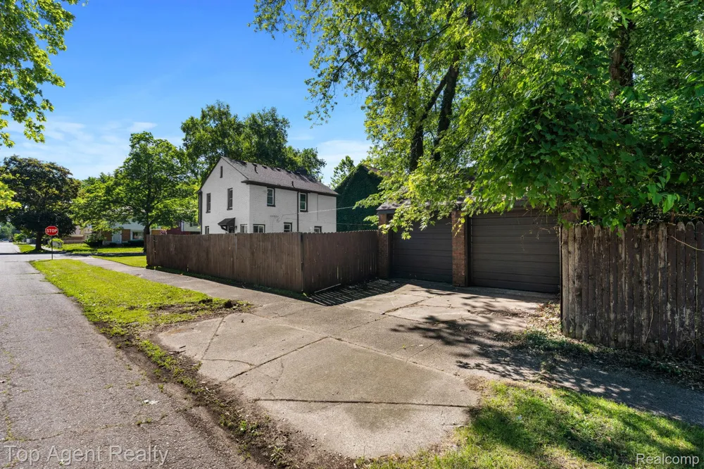 14257 Artesian Street Detroit City, MI 48223