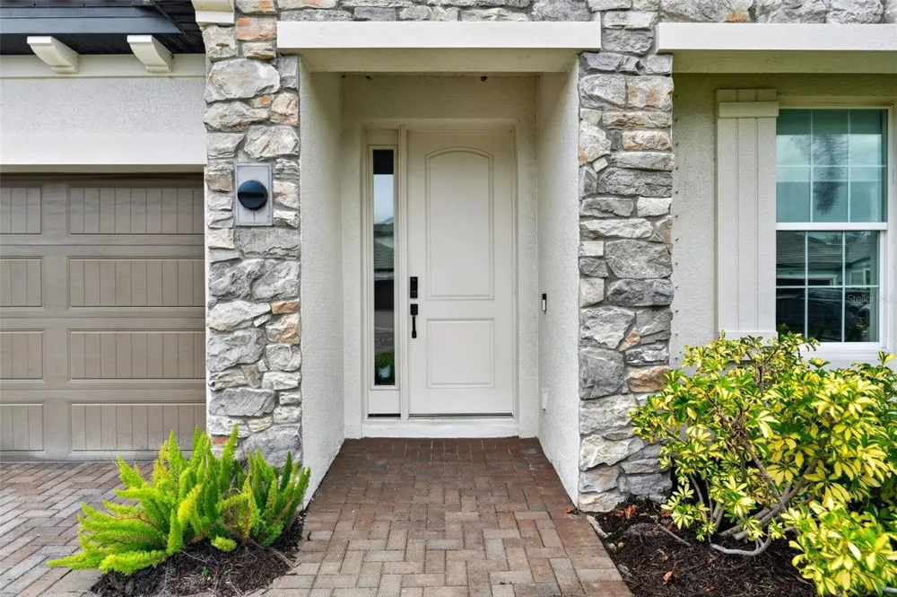 2128 WOODLEAF HAMMOCK COURT Bradenton, FL 34211