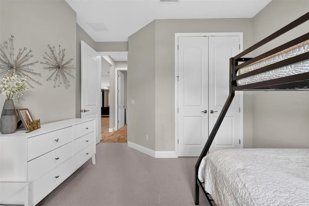2128 WOODLEAF HAMMOCK COURT Bradenton, FL 34211