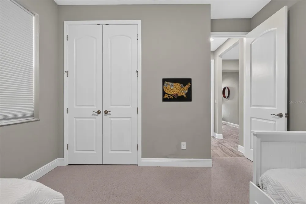 2128 WOODLEAF HAMMOCK COURT Bradenton, FL 34211