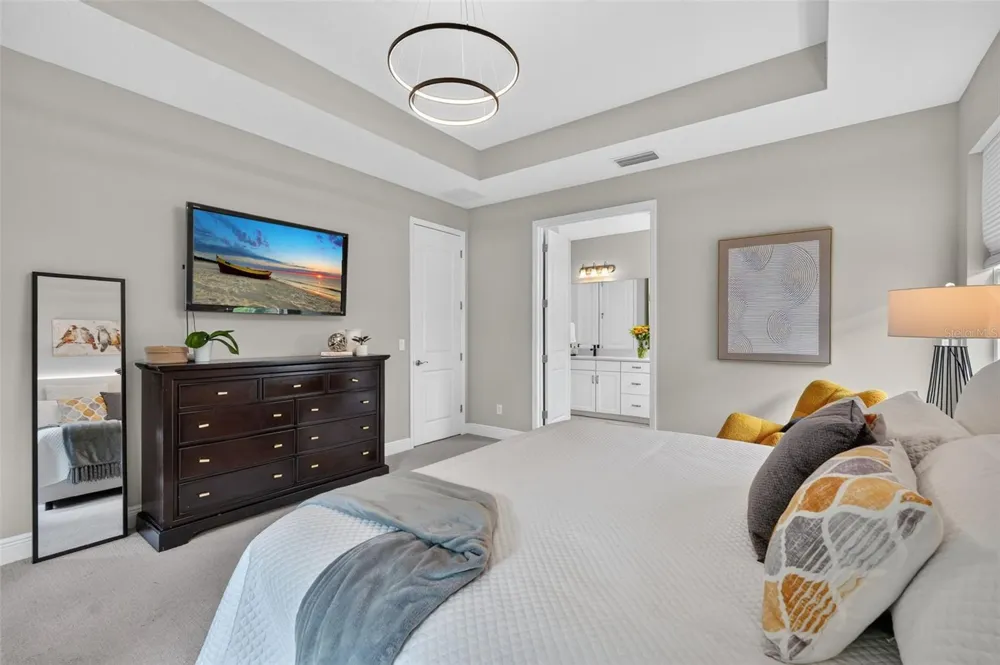 2128 WOODLEAF HAMMOCK COURT Bradenton, FL 34211