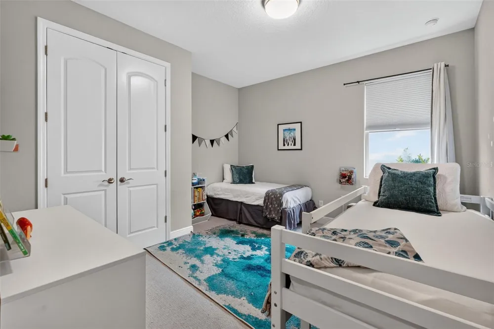 2128 WOODLEAF HAMMOCK COURT Bradenton, FL 34211