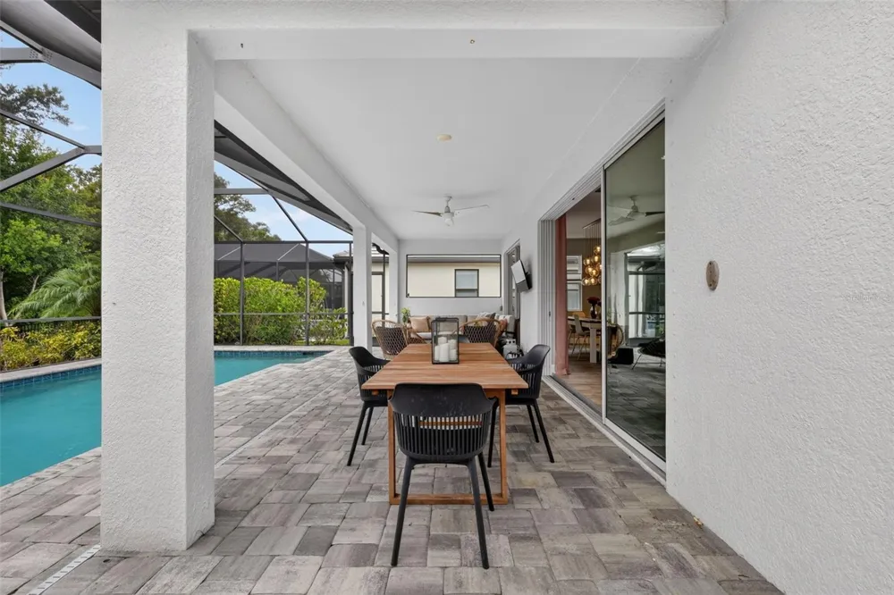 2128 WOODLEAF HAMMOCK COURT Bradenton, FL 34211