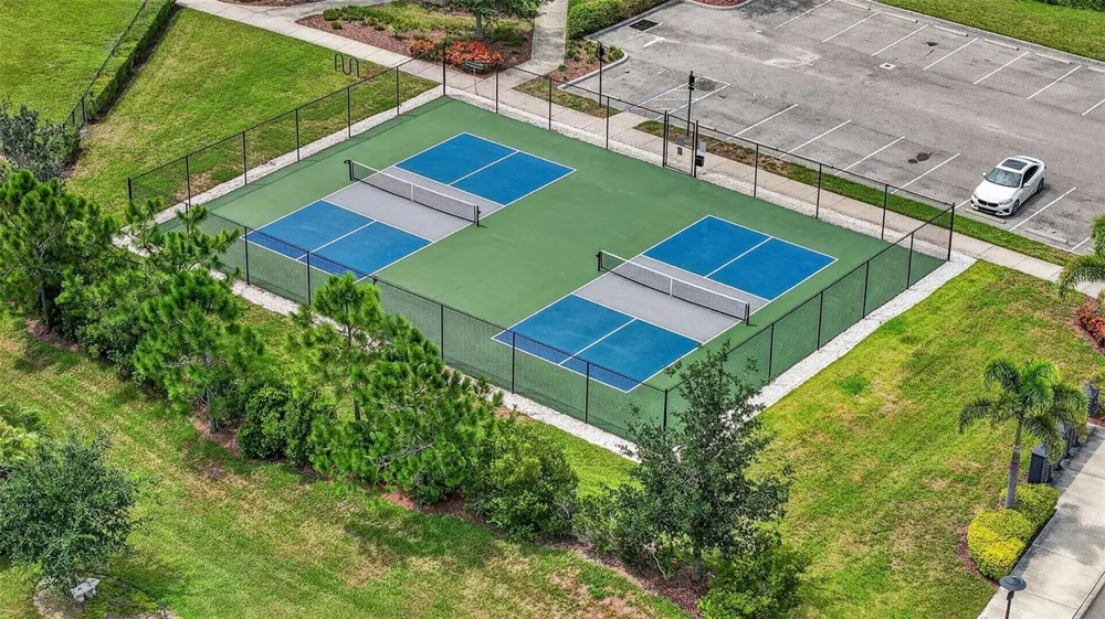 2128 WOODLEAF HAMMOCK COURT Bradenton, FL 34211