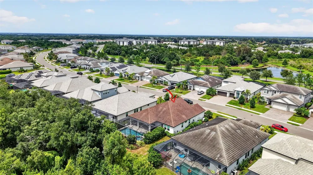 2128 WOODLEAF HAMMOCK COURT Bradenton, FL 34211