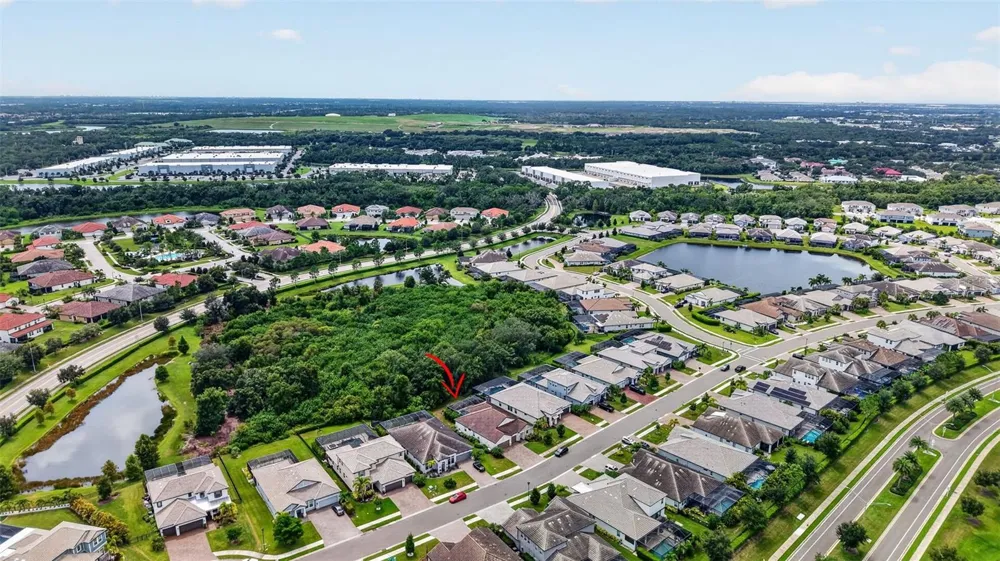 2128 WOODLEAF HAMMOCK COURT Bradenton, FL 34211