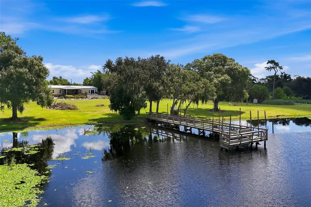 25916 STATE ROAD 64 E Myakka City, FL 34251