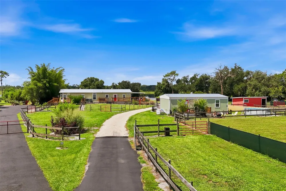 25916 STATE ROAD 64 E Myakka City, FL 34251