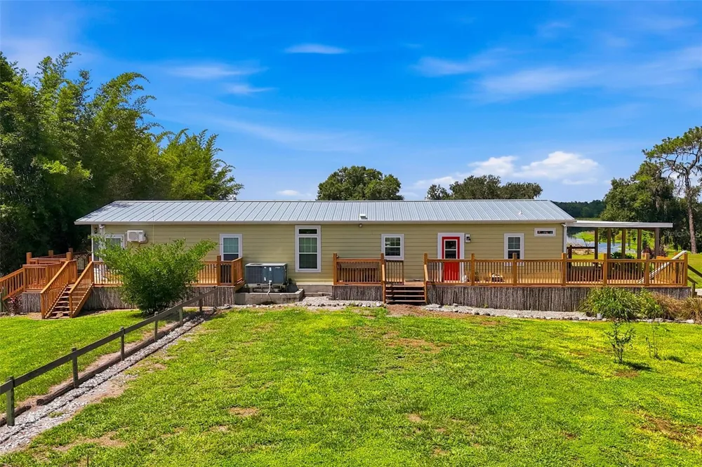 25916 STATE ROAD 64 E Myakka City, FL 34251