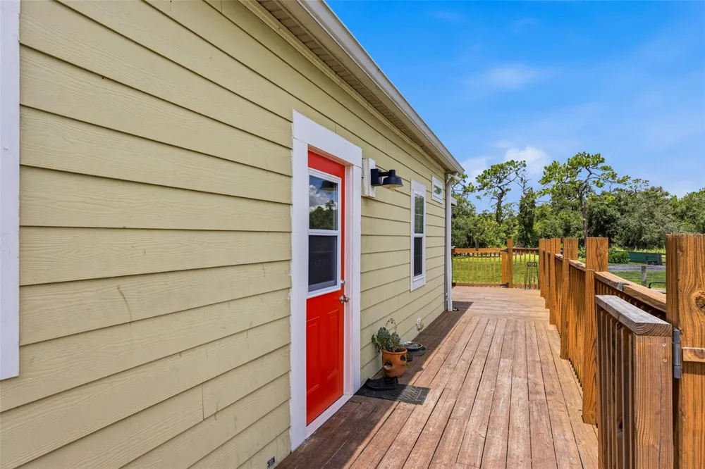 25916 STATE ROAD 64 E Myakka City, FL 34251