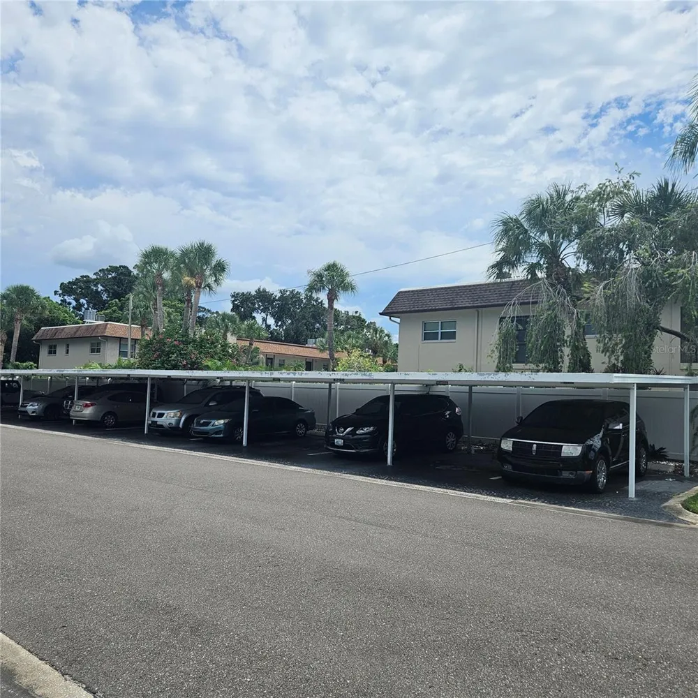 802 BRANDY WINE DRIVE Largo, FL 33771