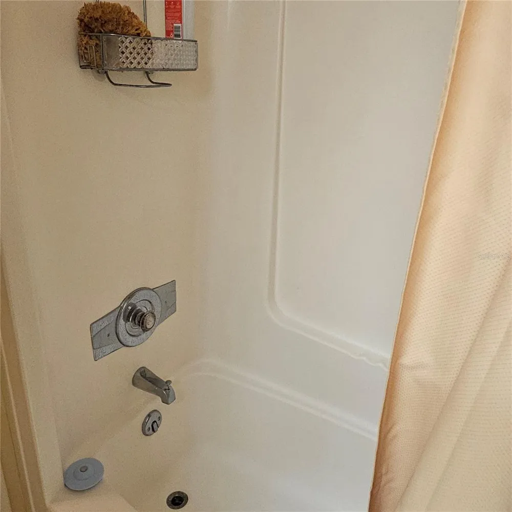 802 BRANDY WINE DRIVE Largo, FL 33771