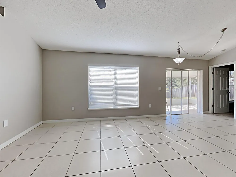 1322 DRAGON HEAD DRIVE Valrico, FL 33594