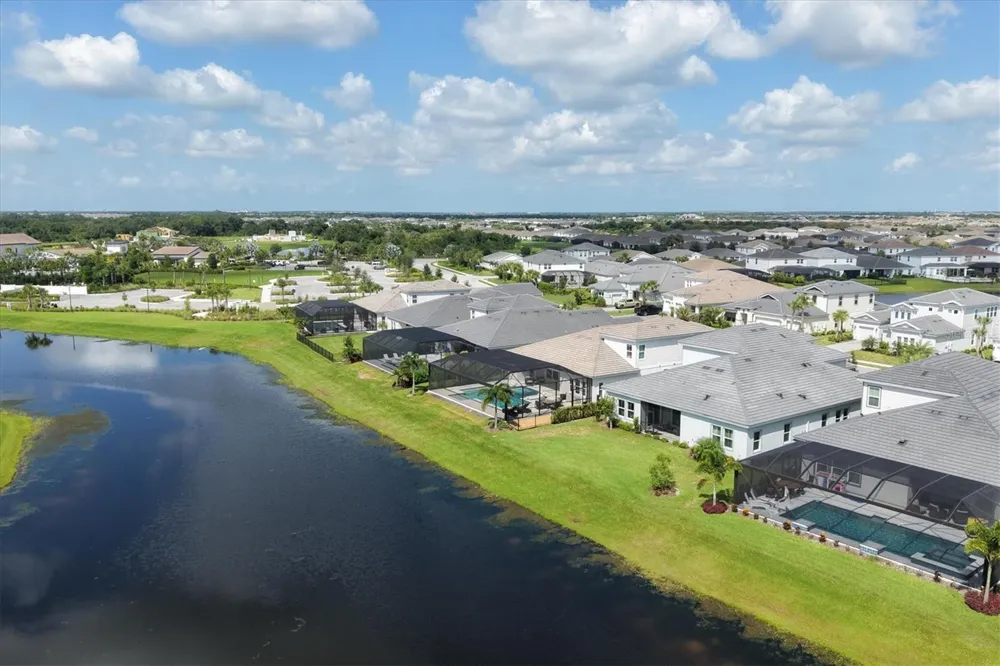 17122 RANCHSIDE PLACE Bradenton, FL 34211