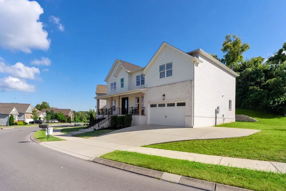 3011 Nichols Vale Mount Juliet, TN 37122