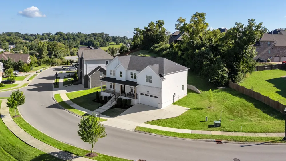 3011 Nichols Vale Mount Juliet, TN 37122