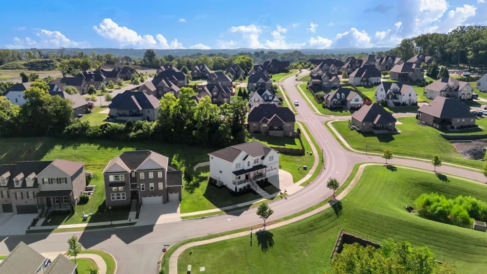 3011 Nichols Vale Mount Juliet, TN 37122
