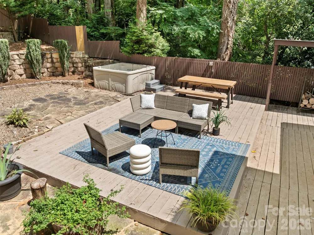 28 Marne Road Asheville, NC 28803