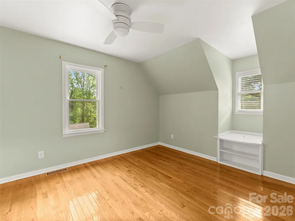 28 Marne Road Asheville, NC 28803