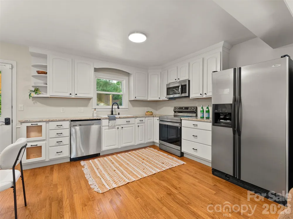 28 Marne Road Asheville, NC 28803