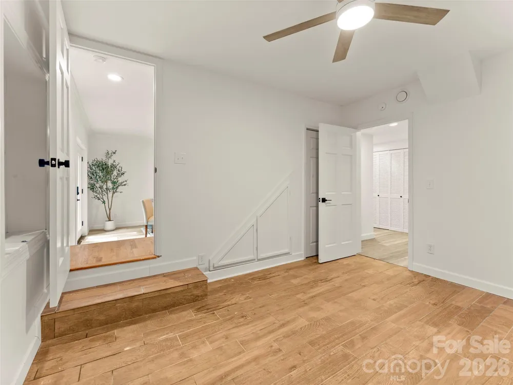 28 Marne Road Asheville, NC 28803