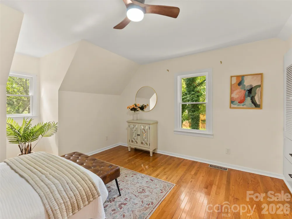 28 Marne Road Asheville, NC 28803
