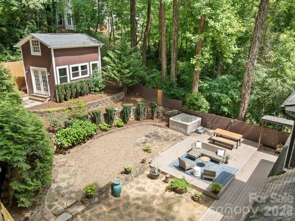 28 Marne Road Asheville, NC 28803